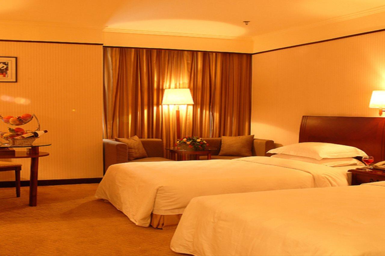 Royalty Hotel Shenzhen Exterior foto