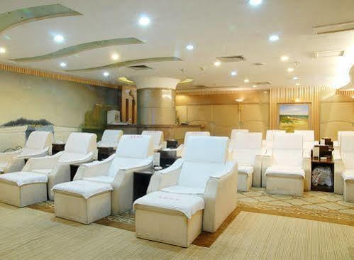 Royalty Hotel Shenzhen Exterior foto